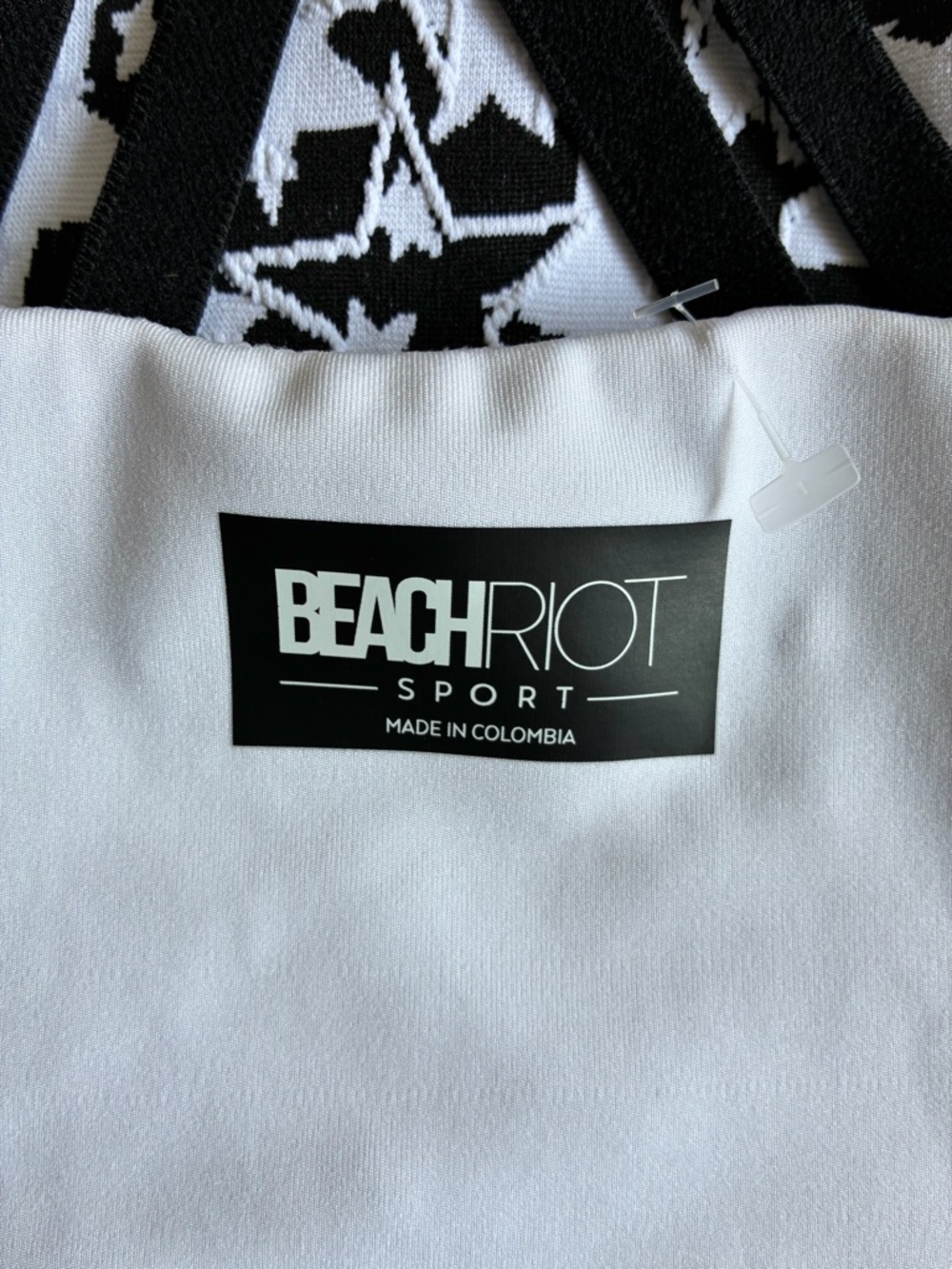 Beach Riot Black and White Star Crop Tank Top - Picture 3 of 9
